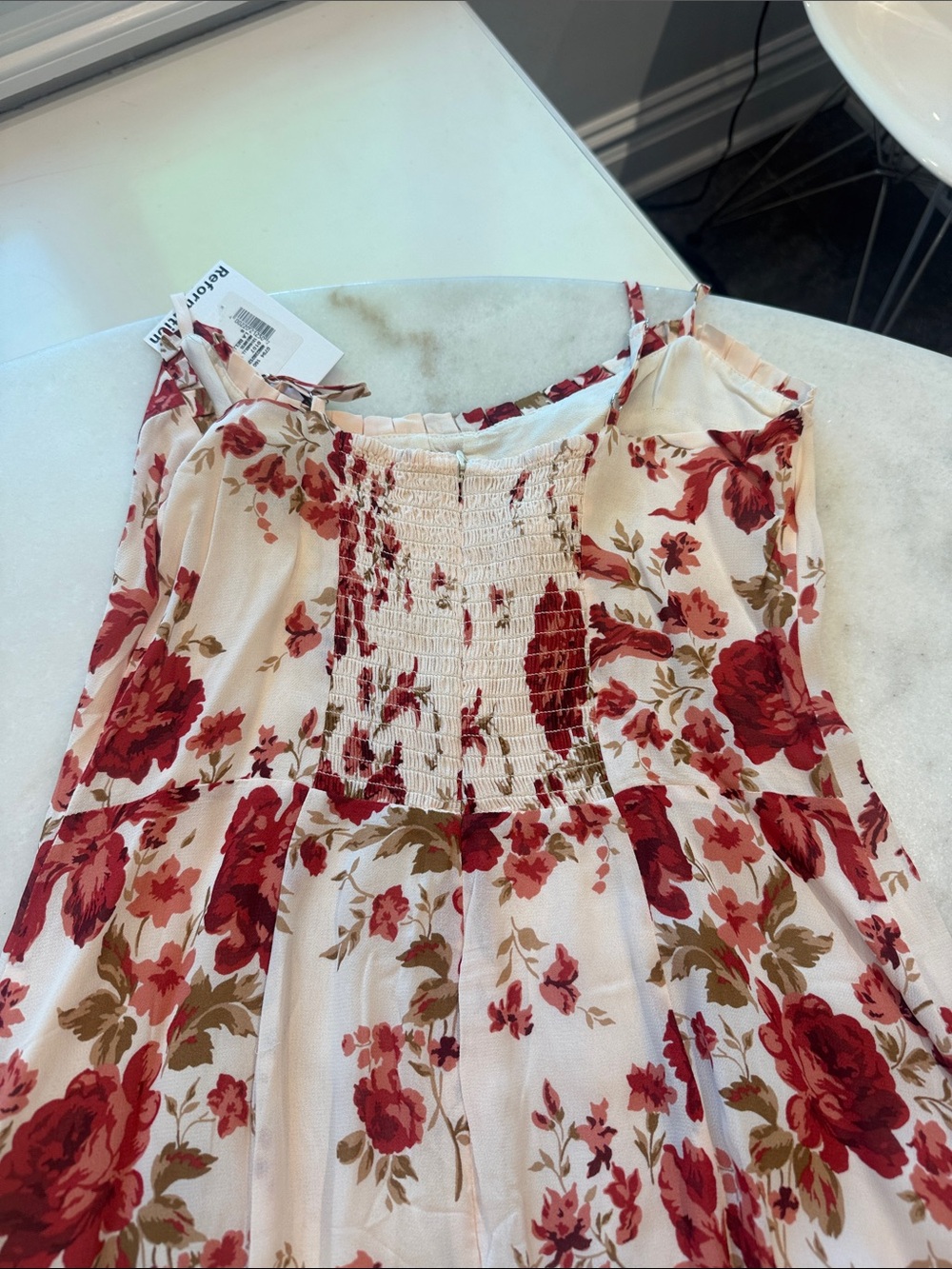 NWT Reformation Aiko in La belle Cream Maxi Dress with Red Floral Print - Picture 8 of 9